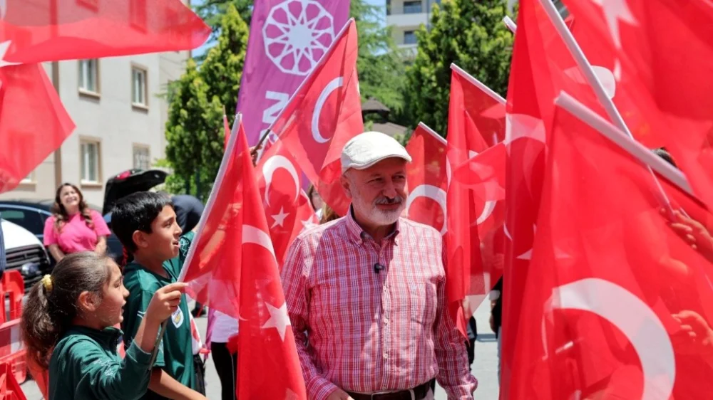 -KOCASİNAN’DA OKULLAR YENİ DÖNEME PIRIL PIRIL HAZIRLANIYOR