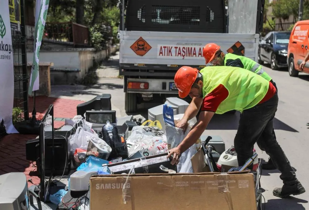 50 TON E-ATIK GERİ DÖNÜŞÜME KAZANDIRILDI
